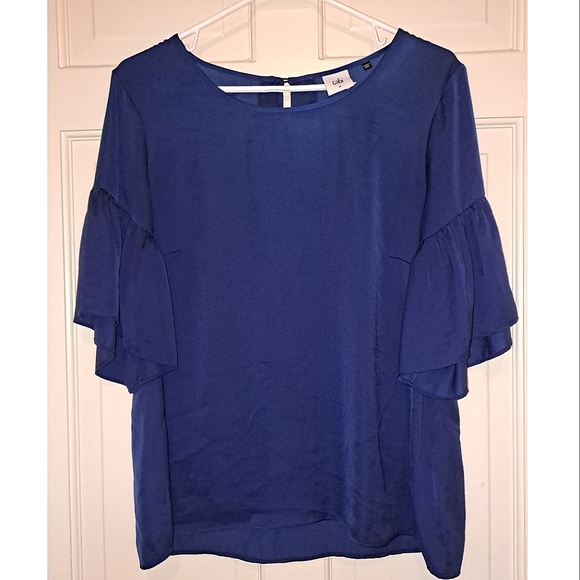 CAbi Tops - Cabi blue bell sleeve blouse size Medium short sleeve